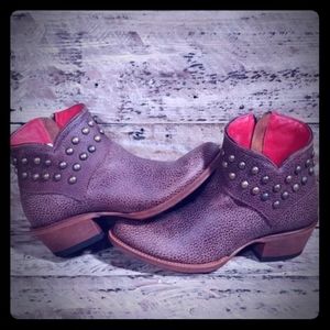 🌵🌵Macie Bean Stud Boot 🌵🌵